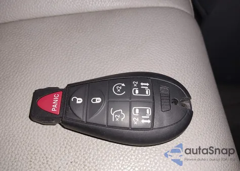 2008 Chrysler Town & Country Touring из США, поврежденный, VIN 2A8HR54P88R817515